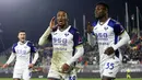 Pemain Hellas Verona, Jackson Tchatchoua melakukan selebrasi setelah mencetak gol penyeimbang 1-1 ke gawang Venezia dalam laga lanjutan Liga Italia 2024/2025 di Venice, Italia, Selasa (28/01/2025) dini hari WIB. (AP Photo/LaPresse/Paola Garbuio)