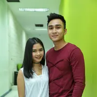 Sementara ini, Lutfi dan Shalsadilla cukup nyaman menjalani hubungannya tanpa mempersoalkan status pacaran. (Adrian Putra/Bintang.com)