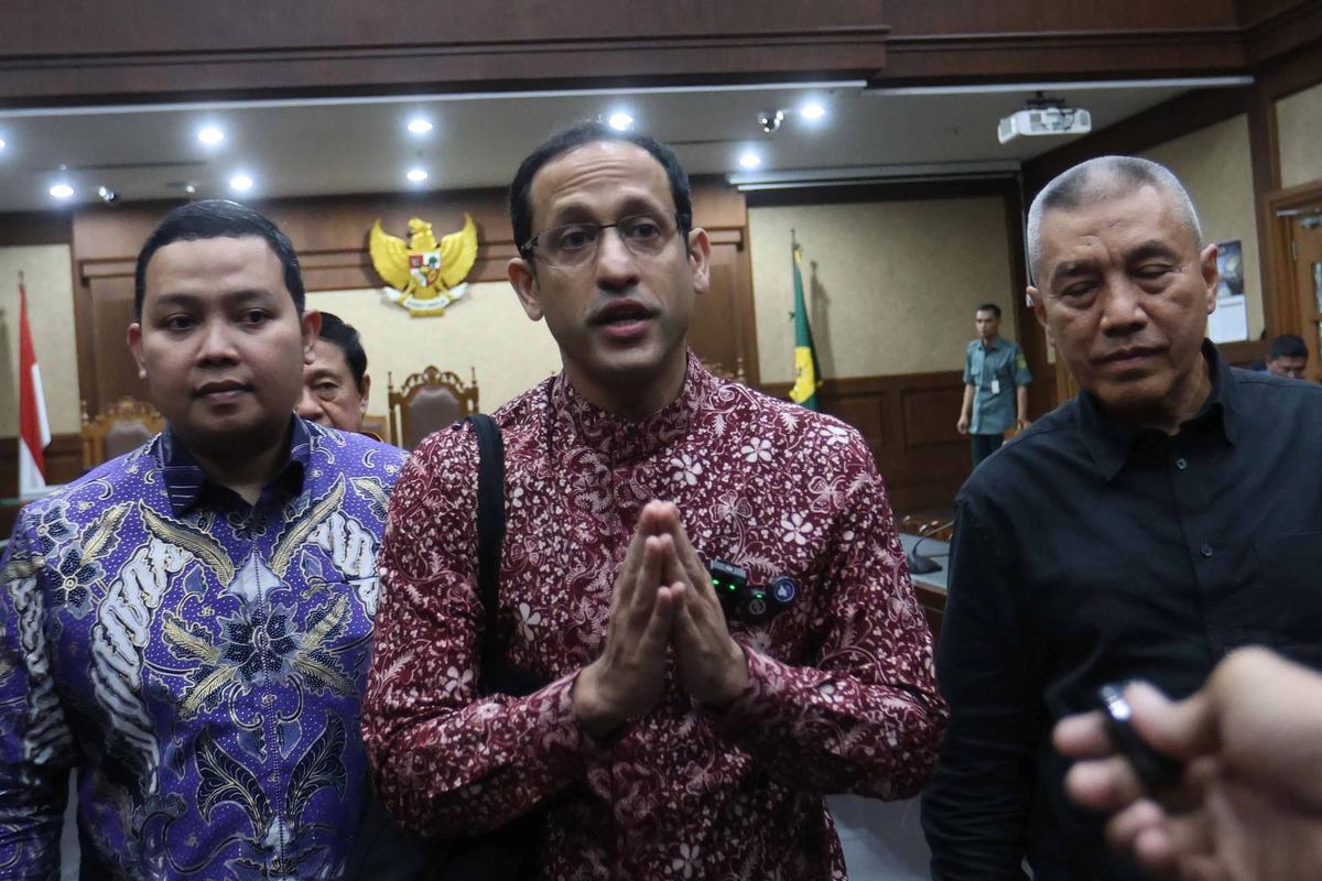 FOTO: Nadiem Makarim Dituntut 18 Tahun Penjara dalam Kasus Chromebook