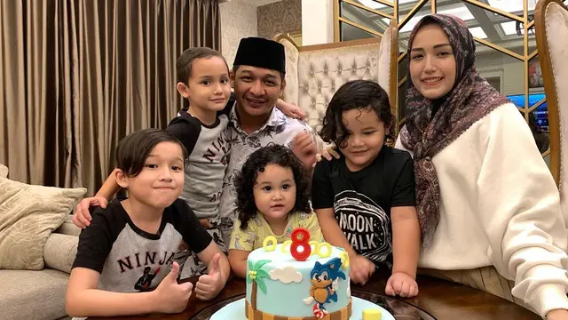 Dituding Jadi Pelakor, Ini 6 Potret Keluarga Adelia dan Pasha yang Harmonis