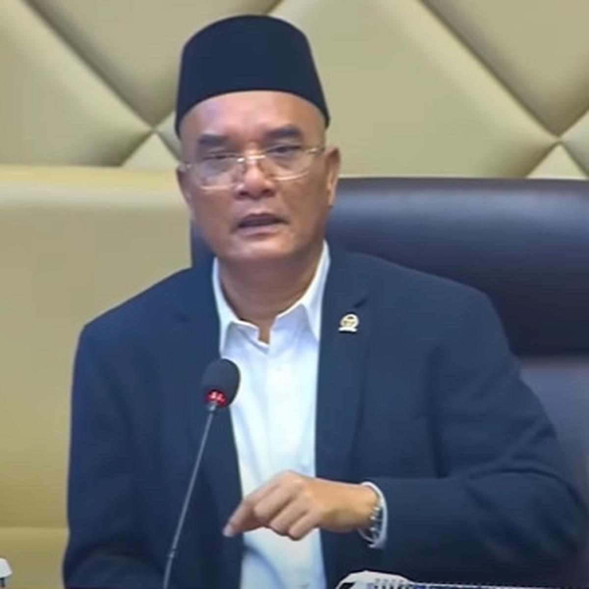 Kesal, Wakil Ketua Pansus Angket Haji Sampai Gebrak Meja Dengar Penjelasan Kemenang Soal Jemaah yang Enggak Berangkat