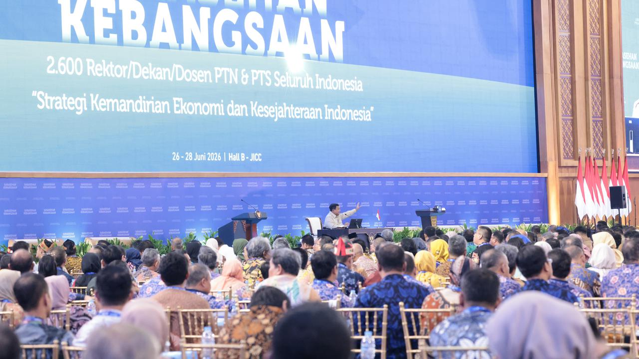 Prabowo Beberkan Kunci Negara Maju: Berani Akui Kekurangan dan Fokus Cari Solusi