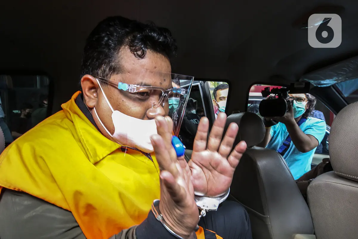 FOTO: KPK Resmi Tahan Wali Kota Tanjung Balai