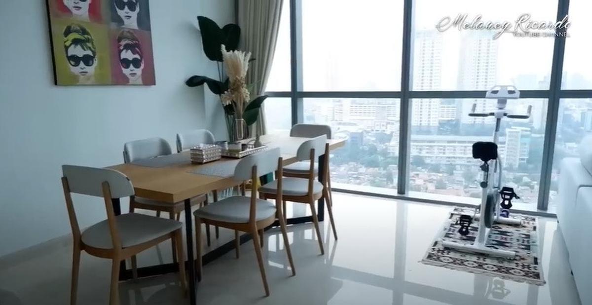 9 Potret Apartemen Melaney Ricardo Bergaya Minimalis dan Homey, Sering Jadi Spot Bikin Konten
