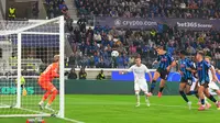 Mario Pasalic mencetak gol di laga Atalanta vs Club Brugge di matchday 2 league phase Liga Champions 2025/2026 di Gewiss Stadium, Selasa (30/09/2025) dini hari WIB. (Spada/LaPresse via AP)