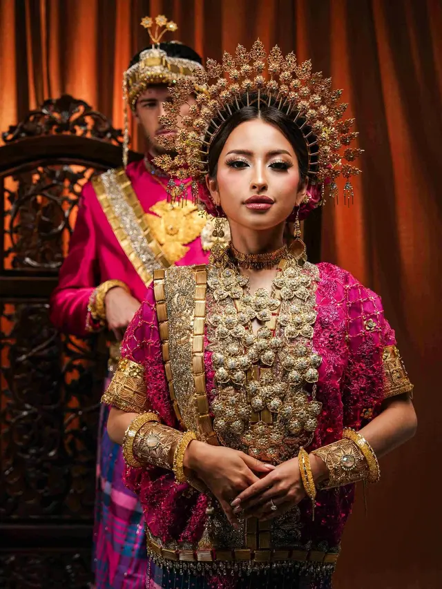 Hari Pernikahan Makin Dekat, Jennifer Coppen dan Justin Hubner Pancarkan Aura Pengantin dalam Busana Adat Makassar