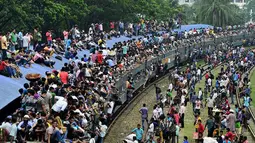 Penuhnya kereta untuk mudik di Bangladesh (source:merdeka.com)