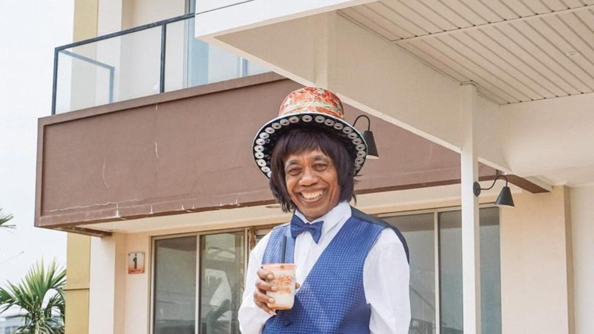 Dewi Istri ke 10 Pak Tarno Tak Keberatan Suami Berbagi Waktu dengan Istri-Istri yang Lain