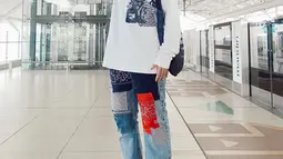 Pada 2017, grup Blink pun bubar dan semua personilnya meniti solo karier baik sebagai penyanyi maupun aktris. Di 2019, Via pun merilis lagu debut solo perdananya yang bertajuk ‘New York’. (Liputan6.com/IG/@siviazizah)