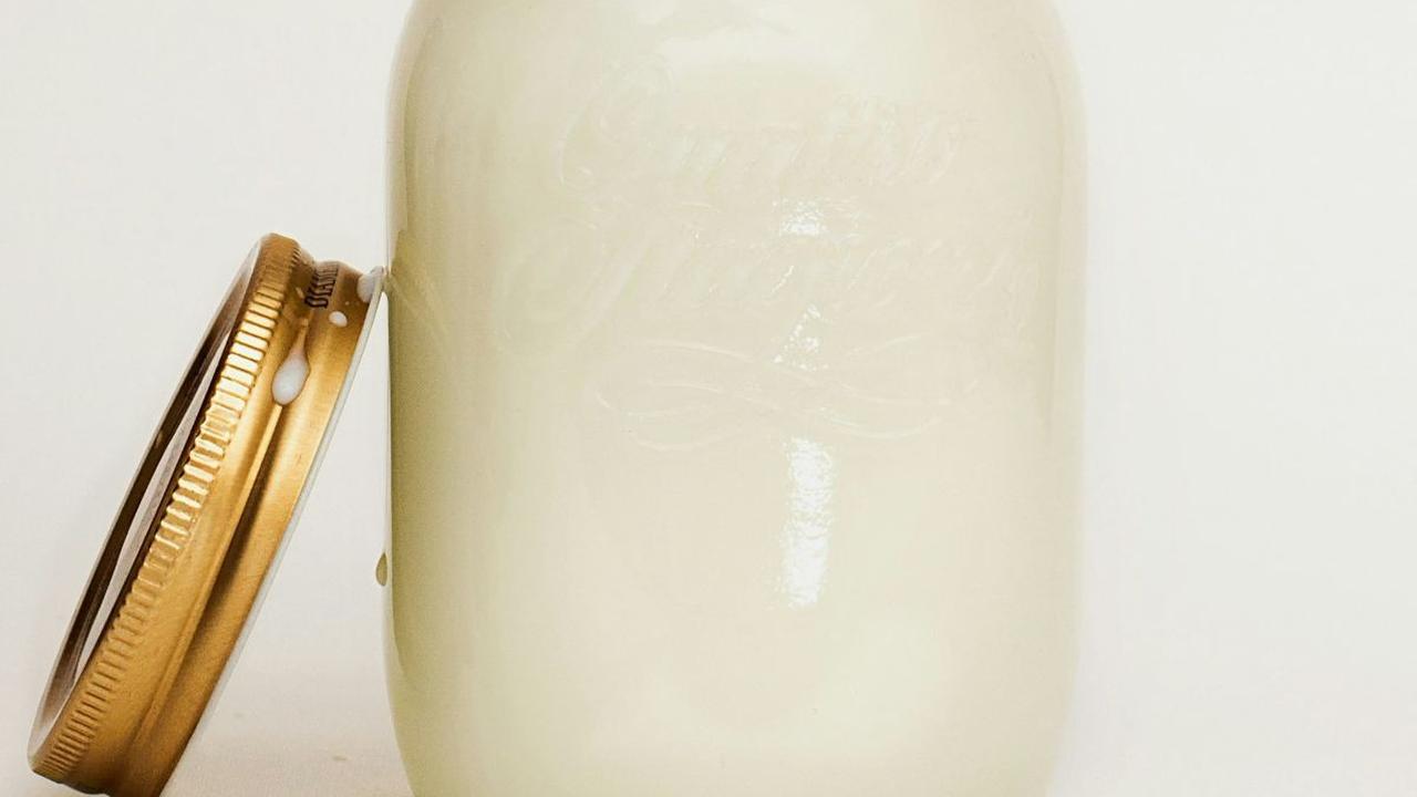 Susu kedelai bisa menjadi salah satu alternatif minuman sehat yang bisa dikonsumsi. <br>