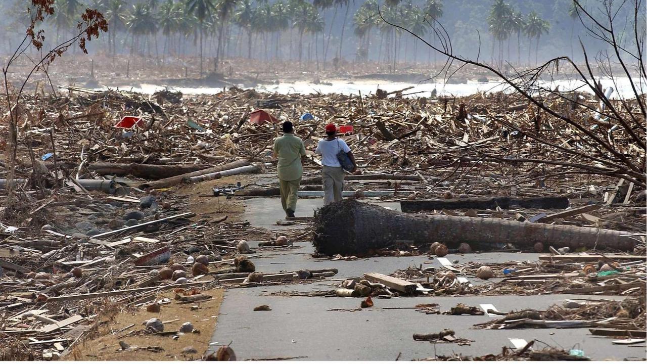 Potret Pilu Kehancuran Akibat Tsunami Aceh 20 Tahun Lalu