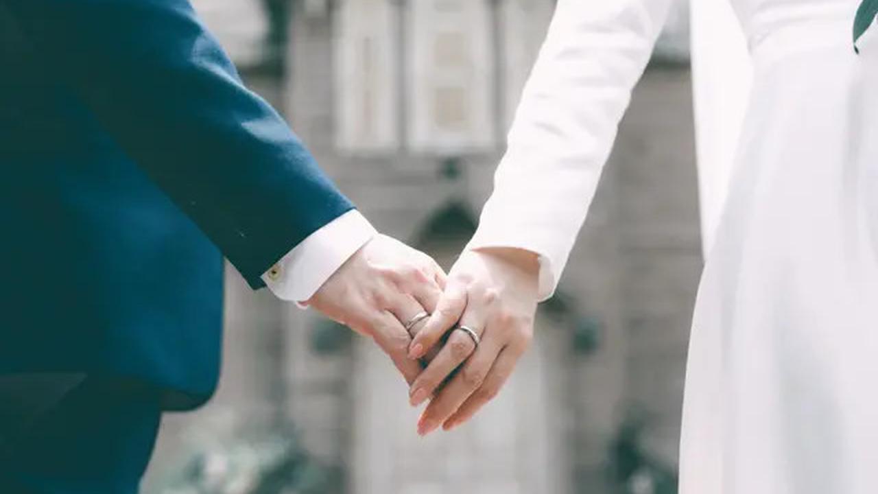 Tanda Pria dengan Hati Tulus dan Cinta Sejati yang Tidak Hanya di Ucapkan