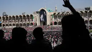 Pejabat Iran: Mojtaba Khamenei Kemungkinan Absen di Pemakaman Ali Khamenei