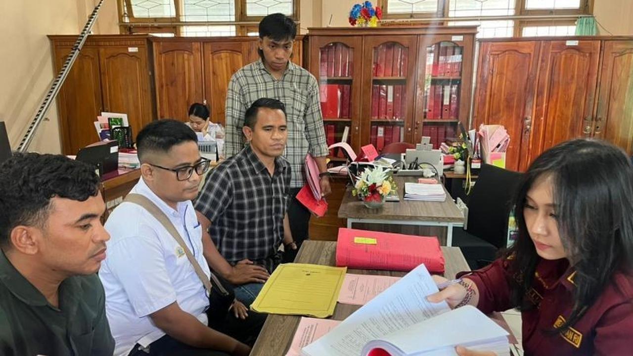 Polsek Maulafa Limpahkan Berkas Perkara Penganiayaan ke Kejari Kota Kupang