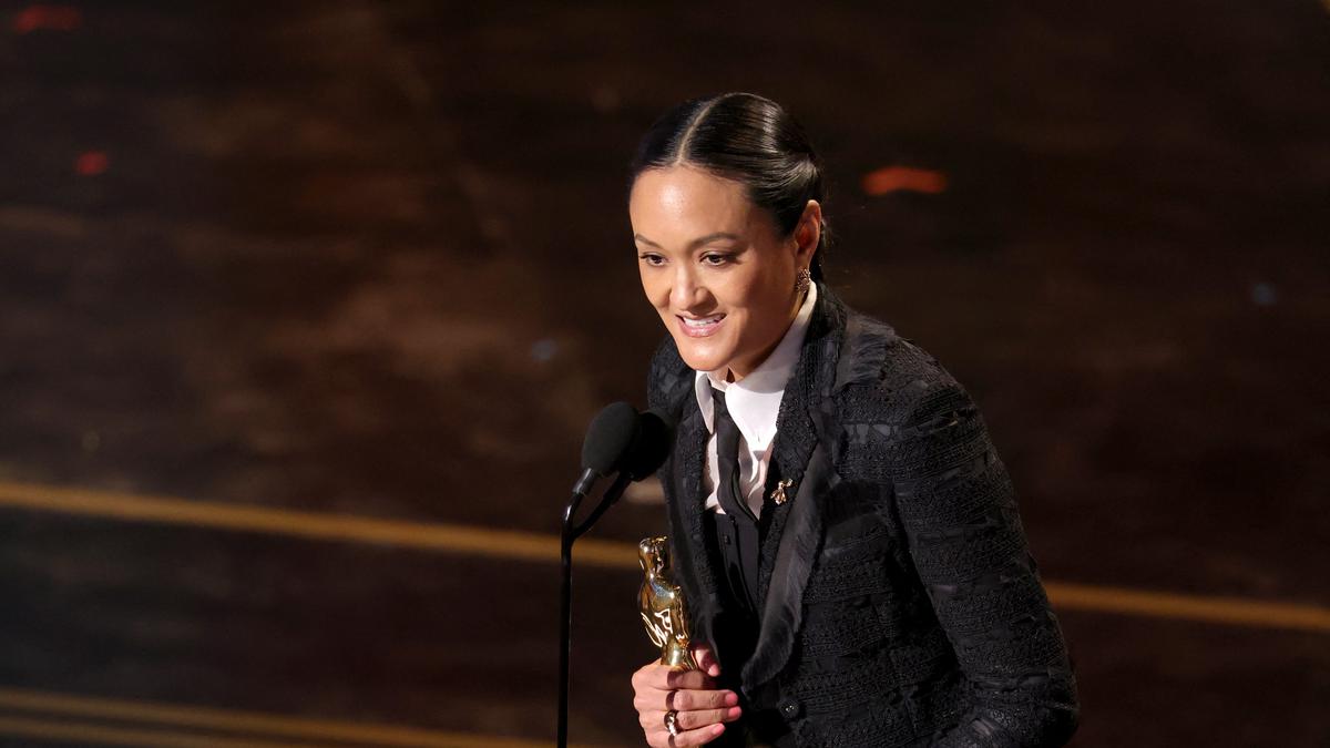 Momen Autumn Durald Arkapaw, Wanita Pertama Peraih Piala Oscar Kategori Sinematografi Terbaik