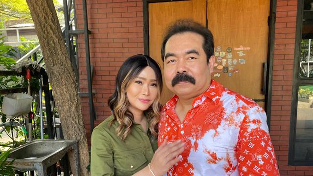 Inul Daratista dan Adam Suseno