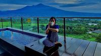 Tangkapan layar instagram Menteri Keuangan Sri Mulyani Indrawati di @smindrawati yang tengah berada di Golden Tulip Holland Resort Batu Malang.