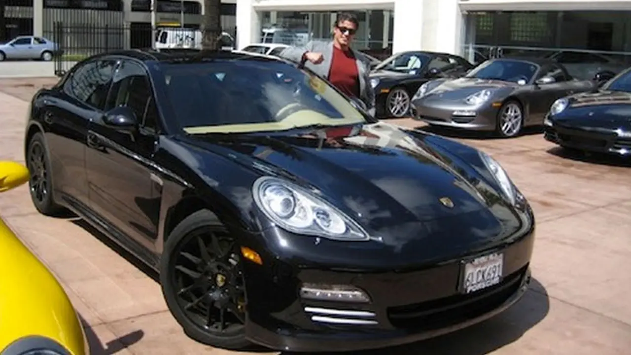 mobil-selebriti-140202-a.jpg