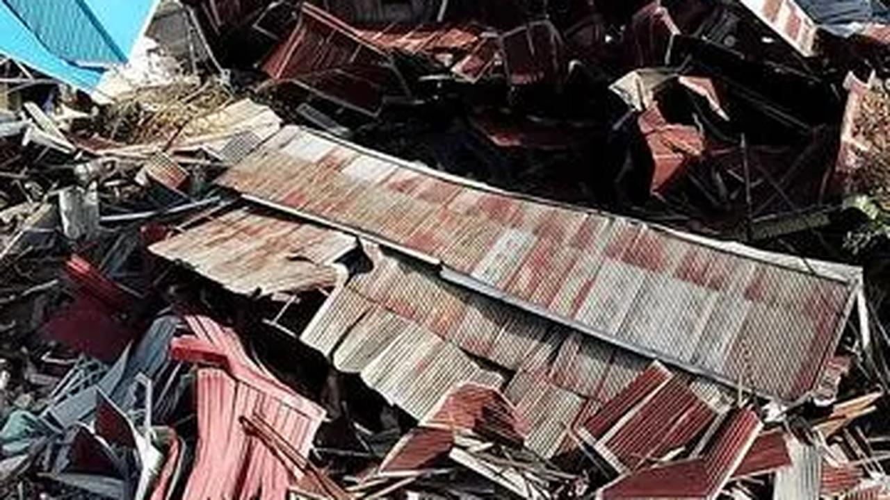 Bocah Ngaku Yatim Piatu Korban Tsunami Palu Terlantar di Tol, Jalan Kaki dari Takalar ke Makassar