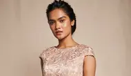 Model Dress Brokat Terbaru (AI)