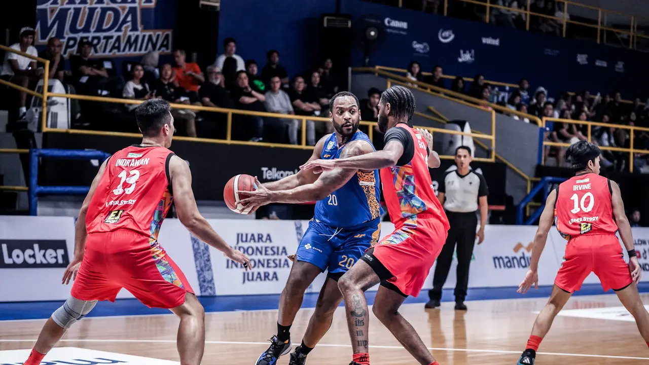 Duel Satria Muda vs Bali United di IBL 2024