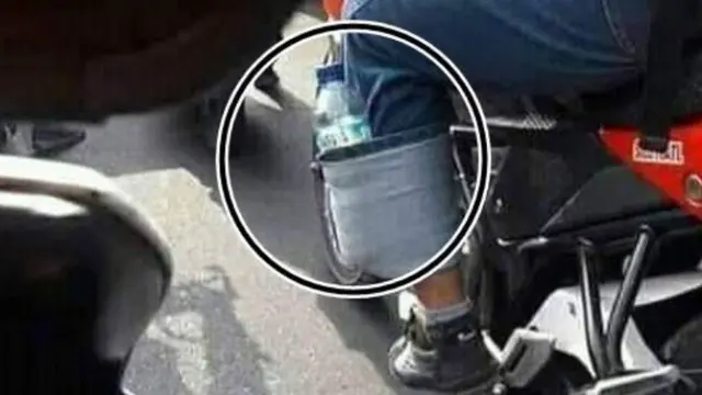 Bikin Tepuk Jidat, 7 Kelakuan Absurd Orang Saat Bawa Motor