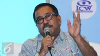 Gubernur Banten, Rano Karno menjawab pertanyaan saat diskusi bersama ICW di Jakarta. (Liputan6.com/Helmi Fithriansyah)