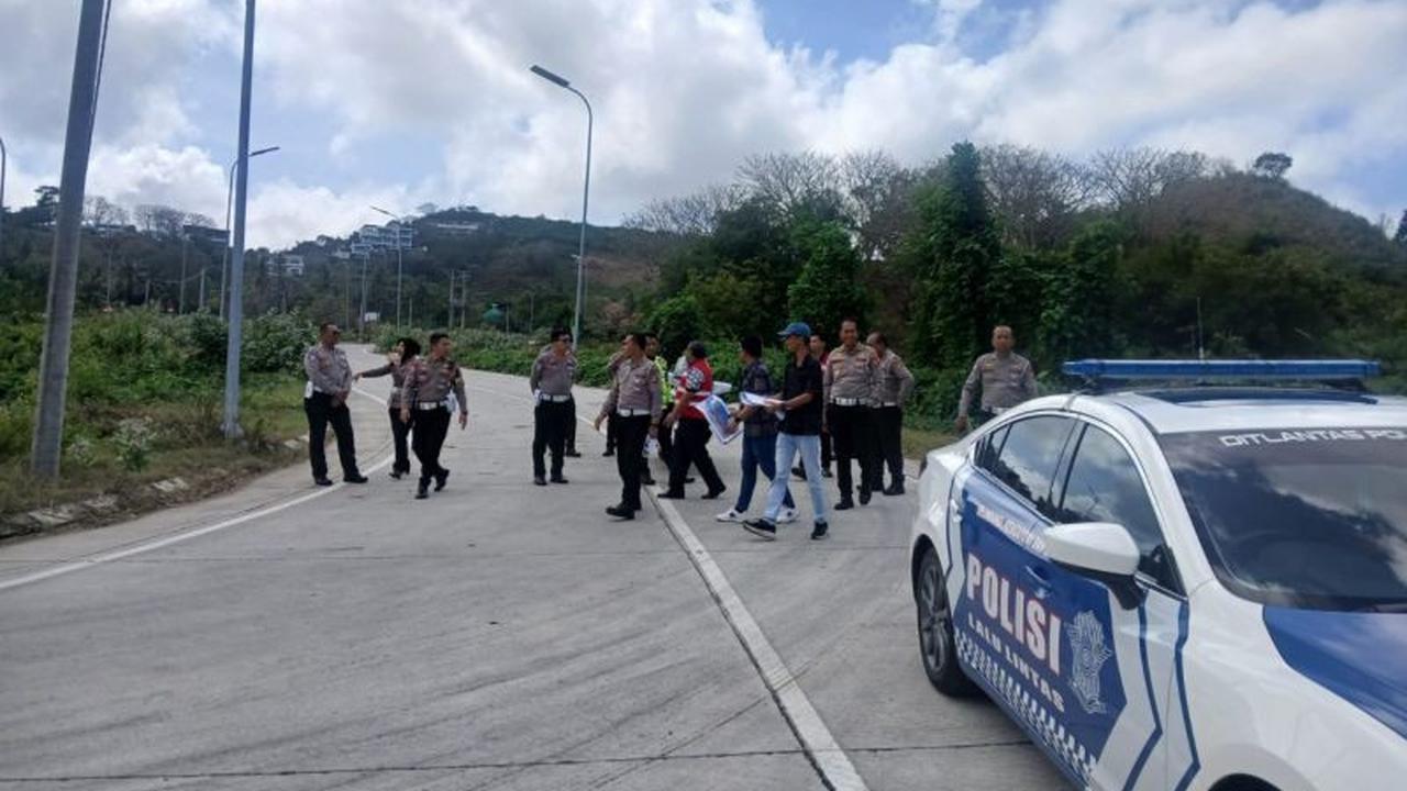 Fakta 500 Personel! Polres Lombok Tengah Cek Fasilitas Parkir Sirkuit Mandalika Jelang MotoGP 2025