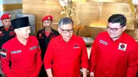 Senyum Sekjen PDIP Saat Ditanya Soal Isu Gibran dan Kaesang Ke Prabowo