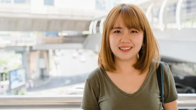 Ilustrasi Model Rambut Long Bob (credit: tirachardz/freepik)