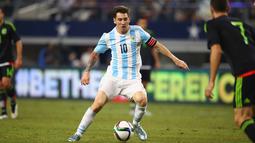 Timnas Argentina yang dihuni pemain top Dunia, Lionel Messi berada pada peringkat ke-2 Dunia FIFA. (Ronald Martinez/Getty Images/AFP)