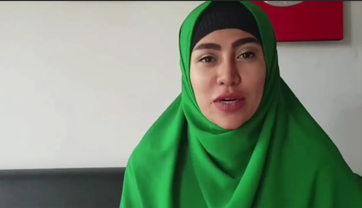 Setelah beberapa kali mendengarkan ceramah ustaz tersebut, ia mulai tertarik. Apalagi, ia melihat ceramah ustaz tersebut mudah dipahami dan memberikan banyak pemahaman. (youtube/Utaraputra Official)