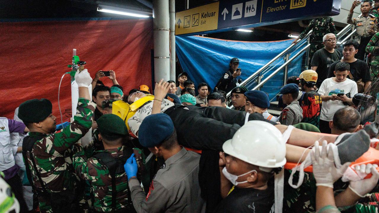 Data Terbaru Korban Luka Kecelakaan Kereta di Bekasi Timur: 17 Orang Masih Dirawat di RSUD