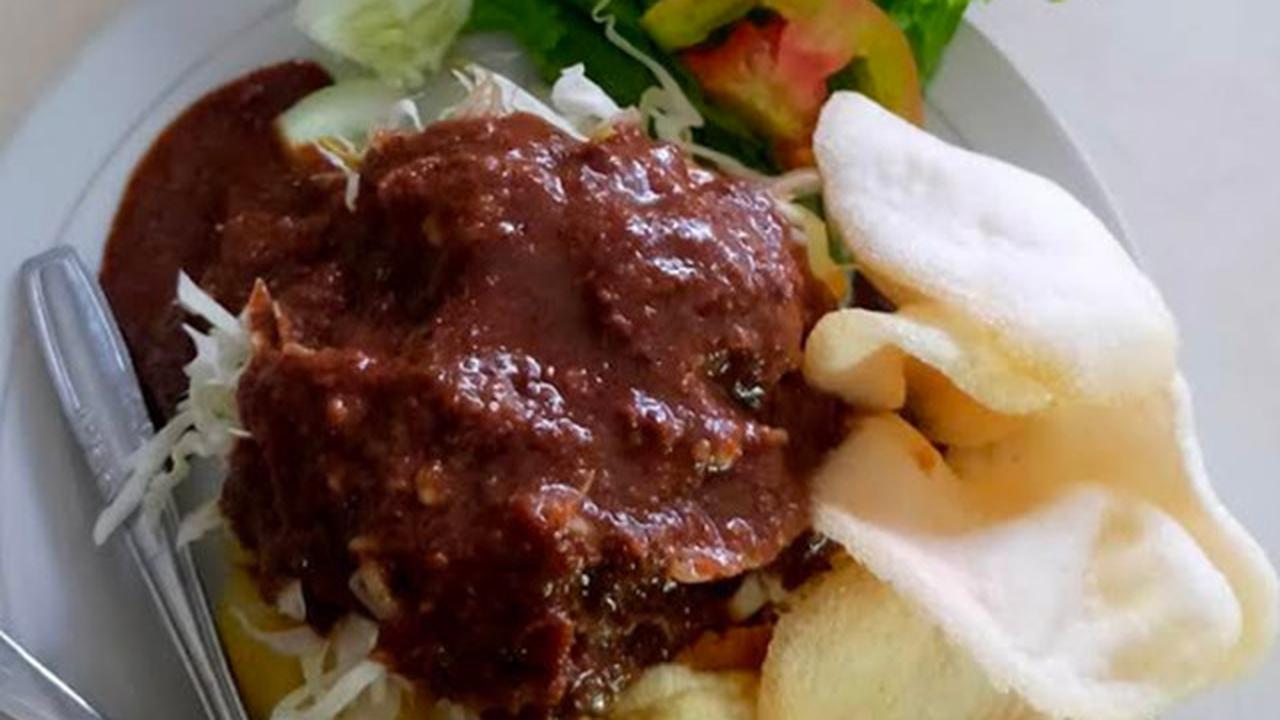 10 Rekomendasi Tempat Makan Lotek Enak di Jogja 2025, Suasana Khas dengan Harga Terjangkau
