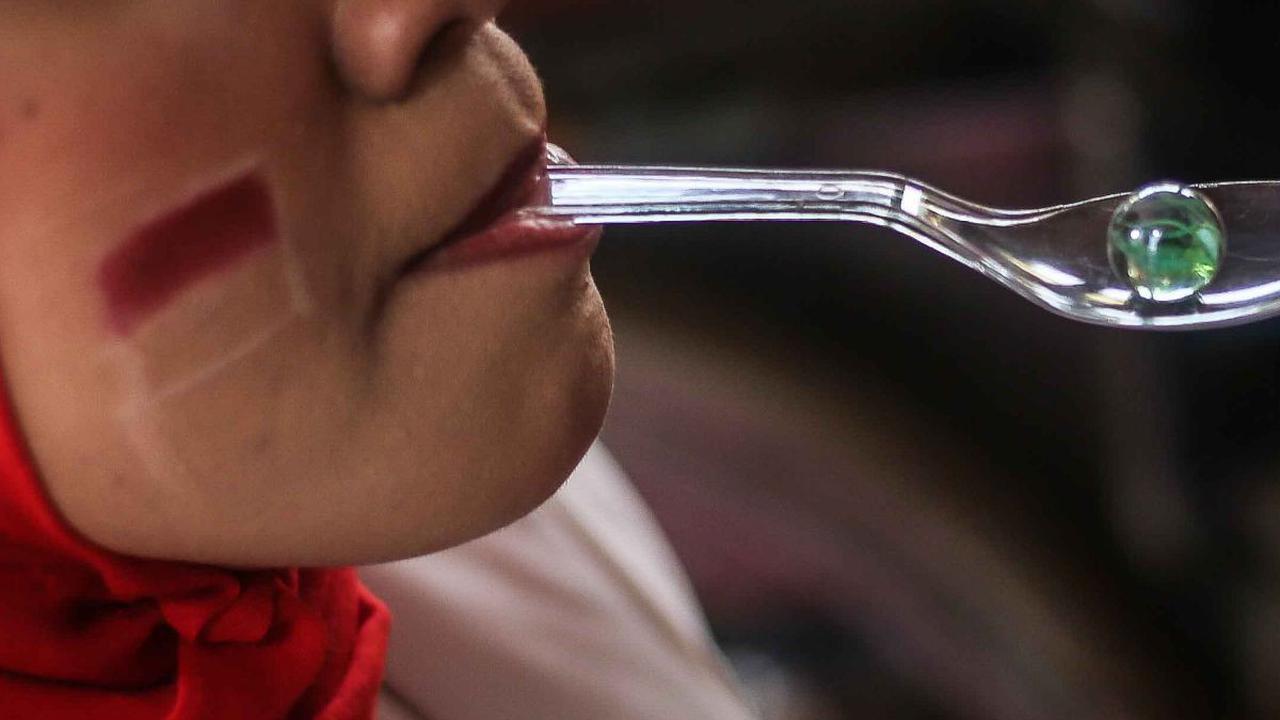 Para peserta terlihat antusias mengikuti perlombaan yang ada meski dalam keterbatasan.