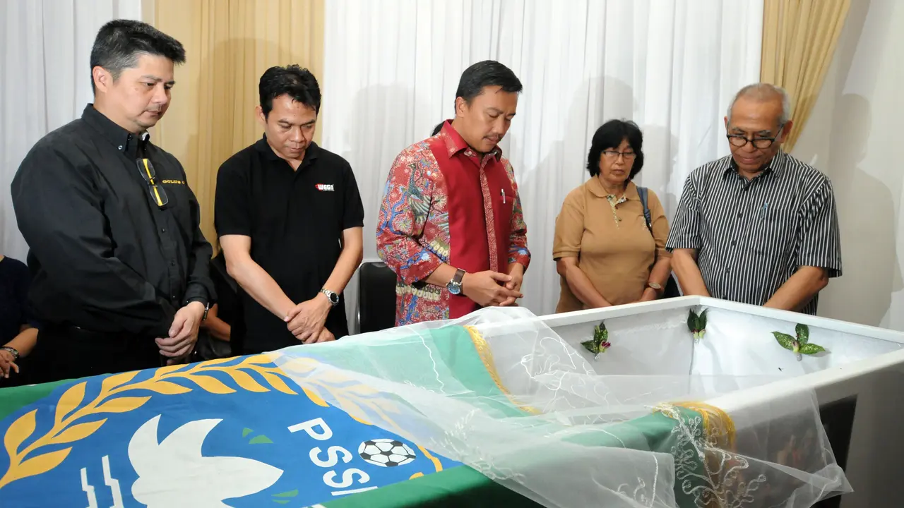  Legenda sepak bola Indonesia, Sinyo Aliandoe wafat (Liputan6.com/Helmi Fithriansyah)