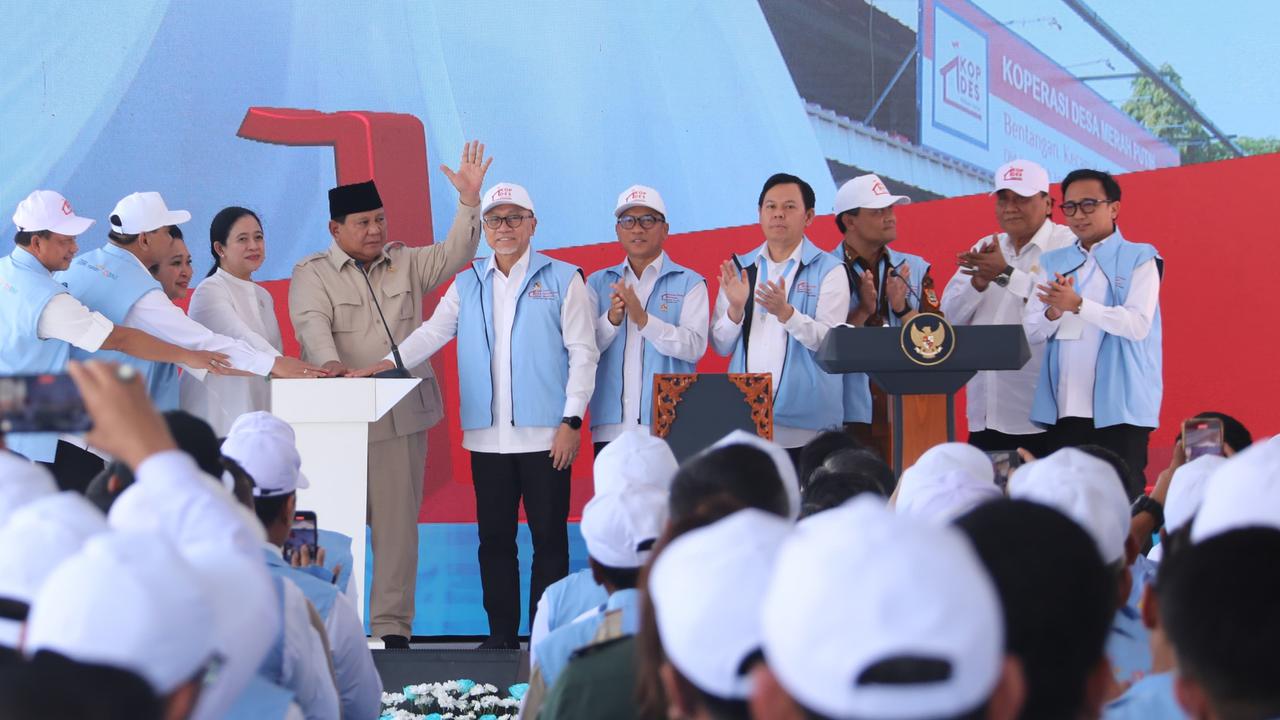 Mendagri Dampingi Presiden Prabowo Luncurkan Kelembagaan 80.000 Kopdeskel Merah Putih
