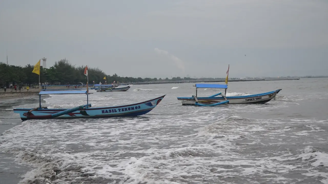 Perairan laut Selatan Cilacap, Jawa Tengah. (Foto: Liputan6.com/Muhamad Ridlo)