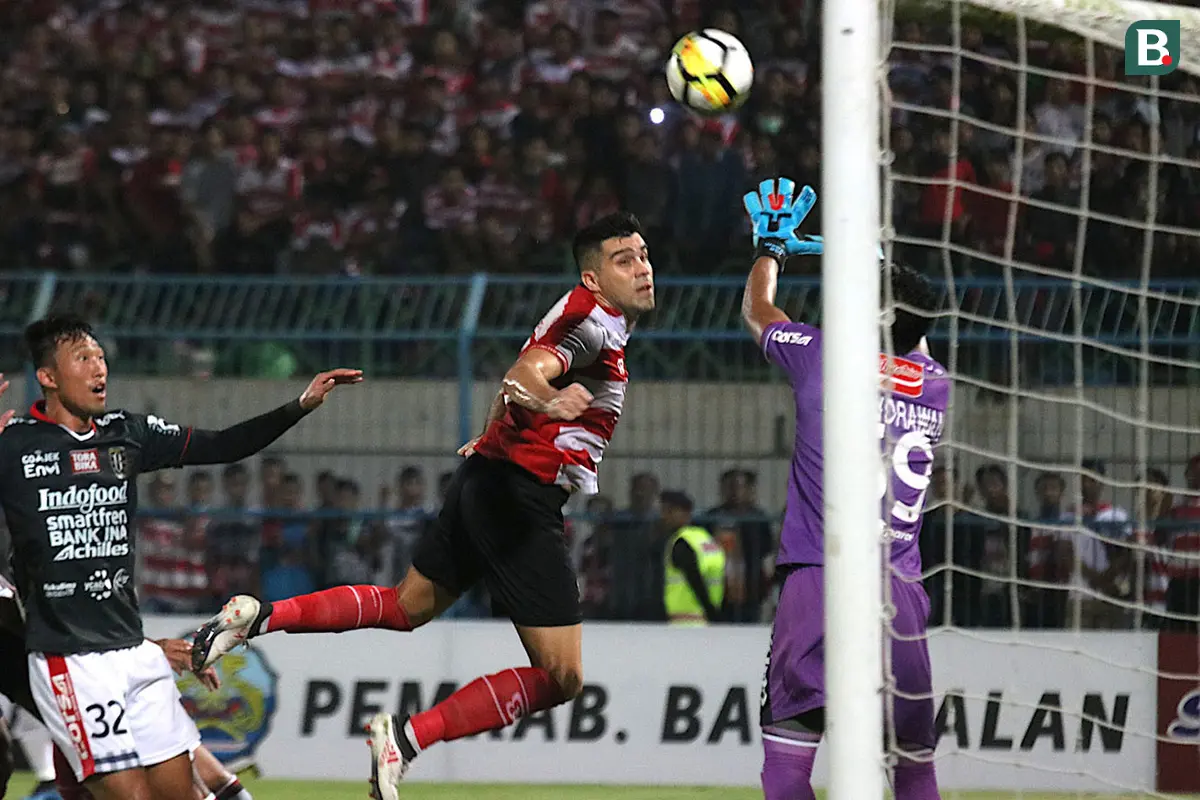 Madura United vs Bali United