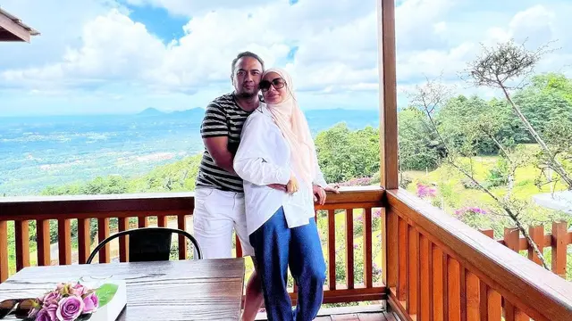 Tampil Mesra, Ini 7 Potret Seru Liburan Maisya Siregar dan Bebi Romeo di Manado