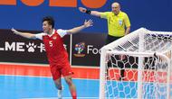 Pertandingan ini akan menjadi duel penentuan siapa yang berhak lolos sebagai juara grup, yang akan menentukan siapa lawan yang akan dihadapi di babak gugur nanti. Tampak dalam foto, pemain Timnas Futsal Indonesia, Israr Megantara merayakan gol yang dicetaknya saat melawan Kirgistan pada laga kedua Grup A Piala Asia Futsal 2026, Kamis (29/1/2026) malam WIB. (Bola.com/M Iqbal Ichsan)