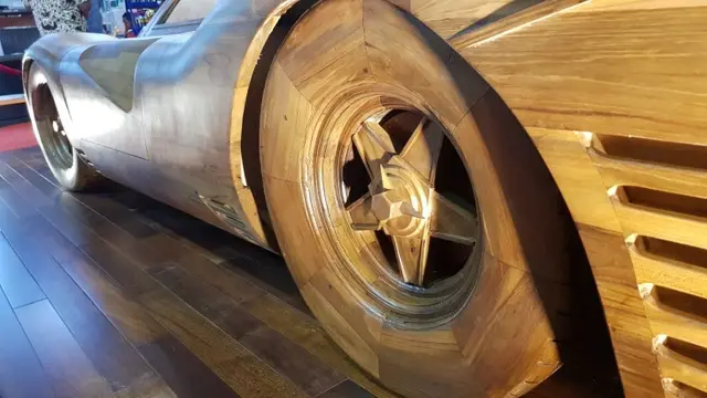 Repilka Ferrari 330 PA