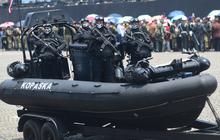 FOTO: Ribuan Warga Padati Monas Saksikan Kemegahan Parade HUT ke-80 TNI