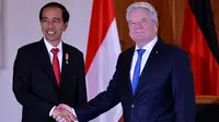 Jokowi menemui Presiden Joachim Gauck di Kantor Presiden Republik Federal Jerman, Senin (18/4/2016). (Foto: Biro Pers Setpres RI)