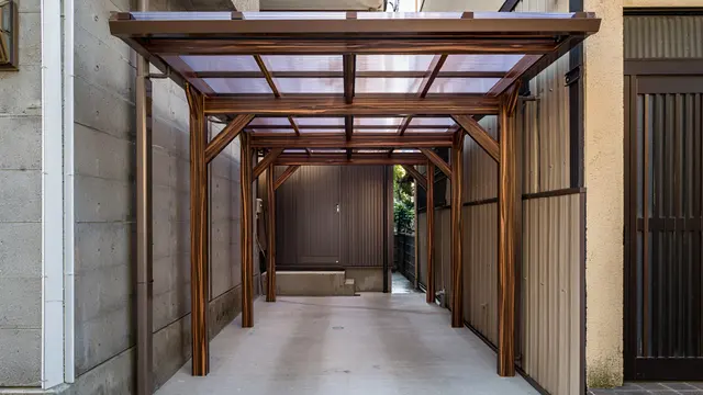 Inspirasi Carport Rumah di Gang Sempit dengan Baja Ringan