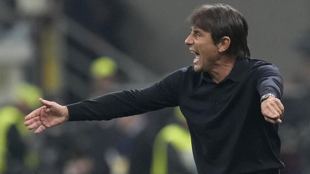 Jelang Milan vs Napoli: Conte Ogah Ladeni Perang Urat Syaraf Allegri, Malah Sebut Timnya Sedang Sial