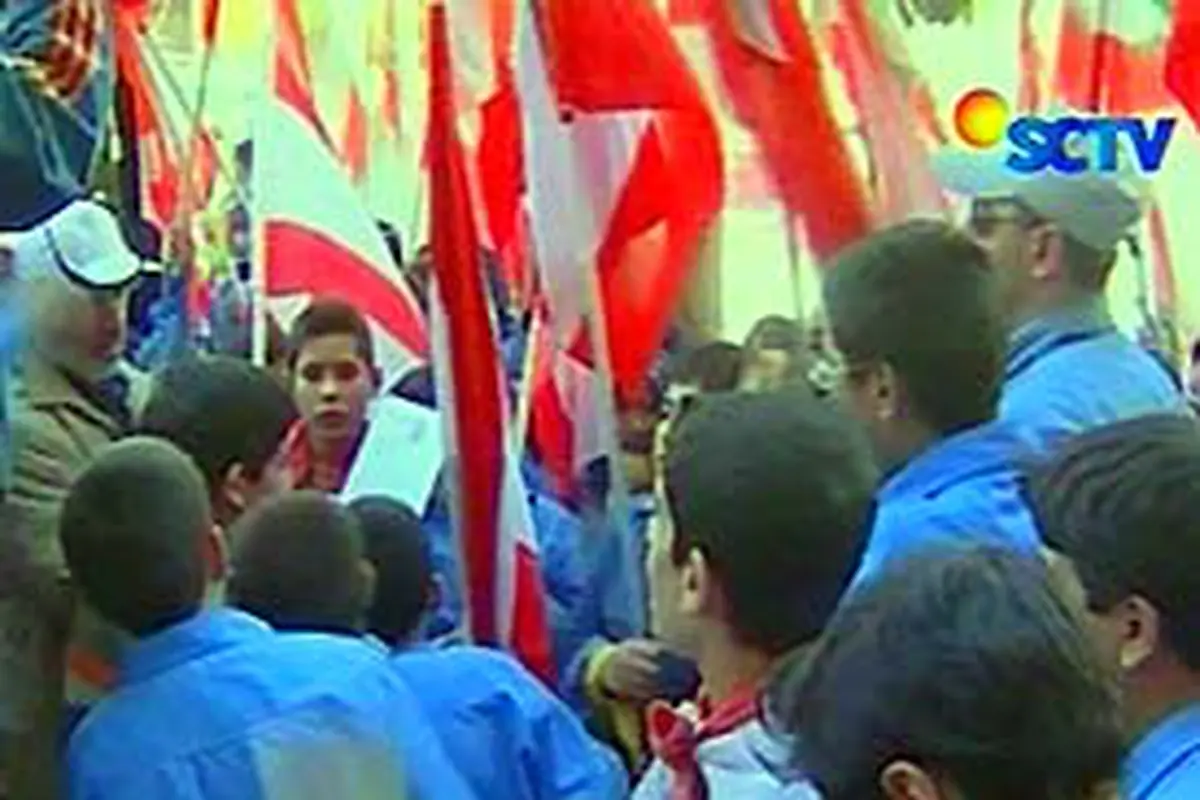 071206dlnlebanon.jpg