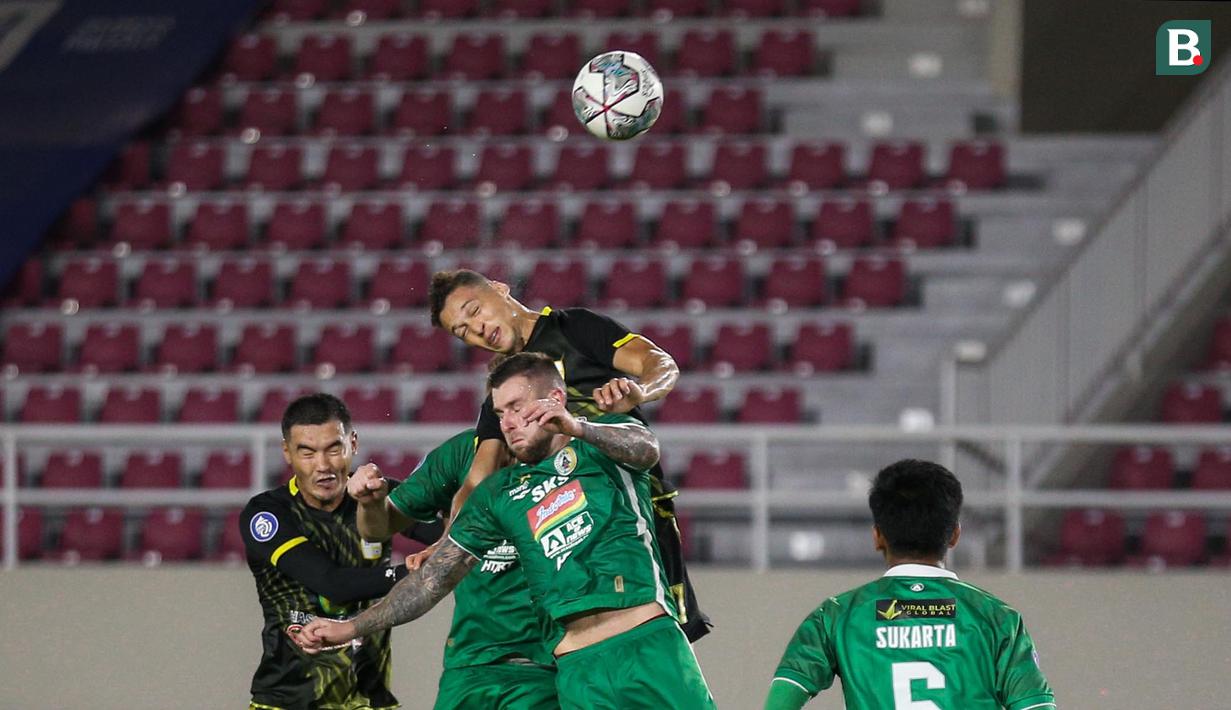 Hingga pertandingan usai, skor tidak berubah. PSS berhasil mempertahankan keunggulan 3-2 atas Barito Putera. Kemenangan ini menjadi yang pertama bagi Super Elja dalam tiga partai terakhir. (Bola.com/Bagaskara Lazuardi)