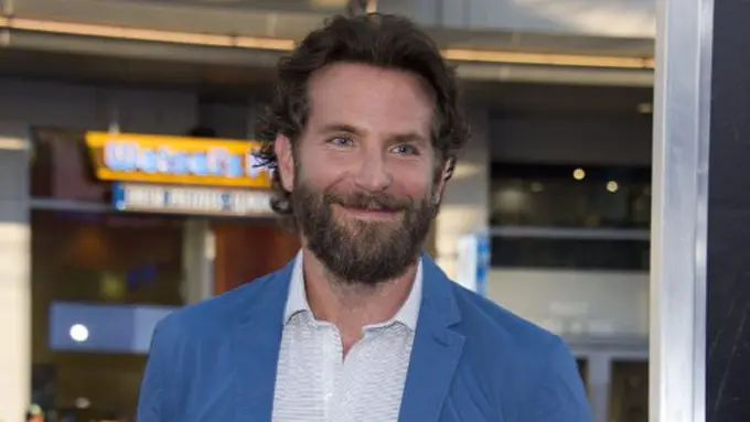 [Bintang] Bradley Cooper dan Irina Shayk