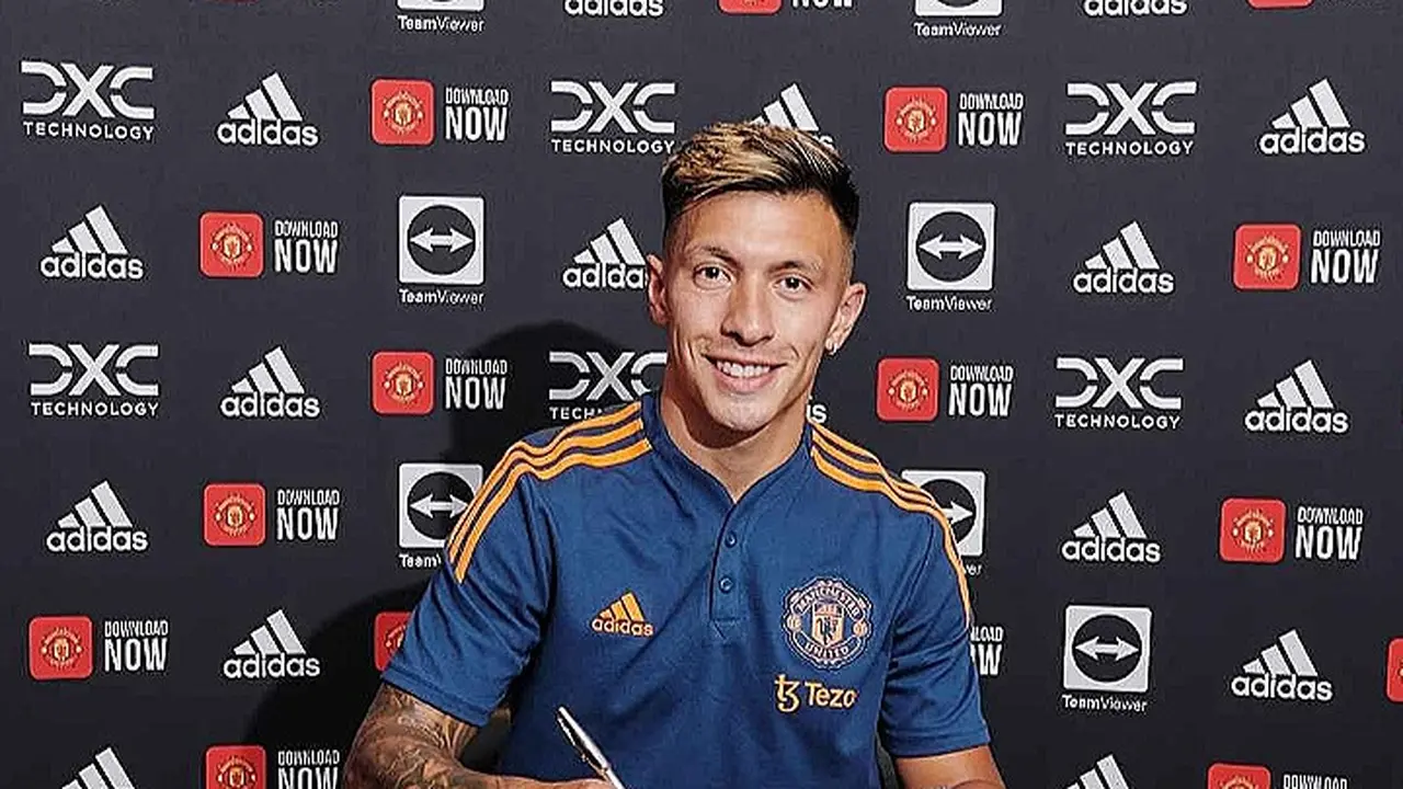 Lisandro Martinez - Manchester United